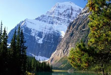 欧博：勒沃库森客场-绝杀斯图加特，双方各一粒乌龙，弗林蓬传射.